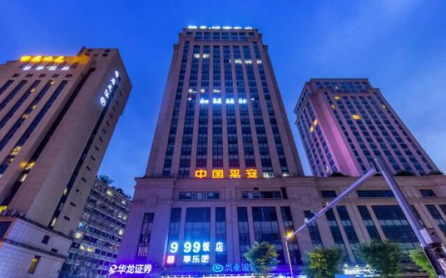 Wuxuan · Suhe High altitude River View Hotel (Wanzhou Wanda Plaza Branch)