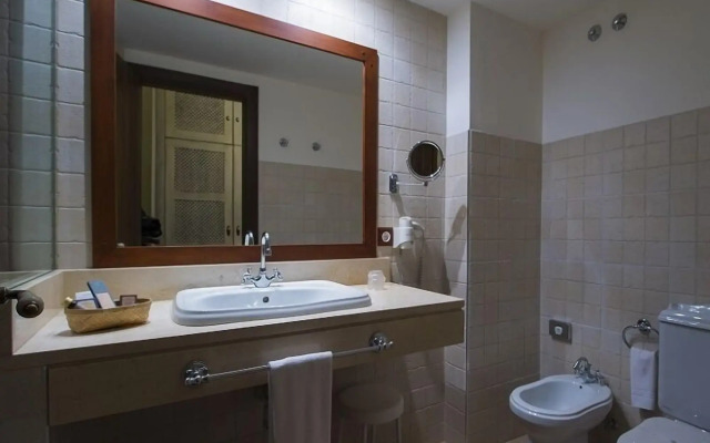 Hospedium Hotel Cortijo Santa Cruz