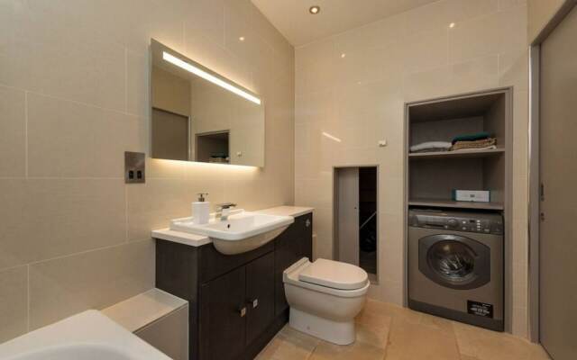 Modern Apartment in Cumberland Street