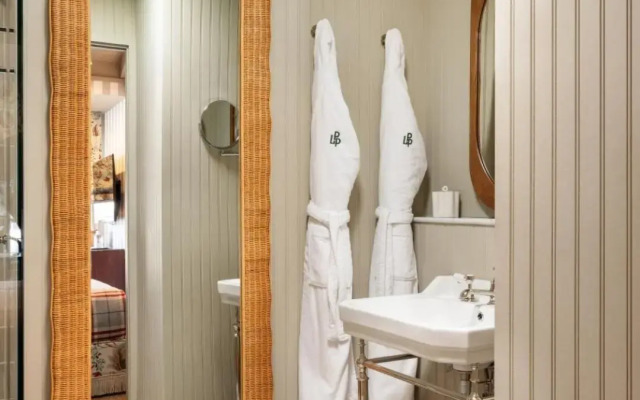 Le Petit Pali Brentwood West Los Angeles