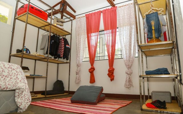 YAKU eco house