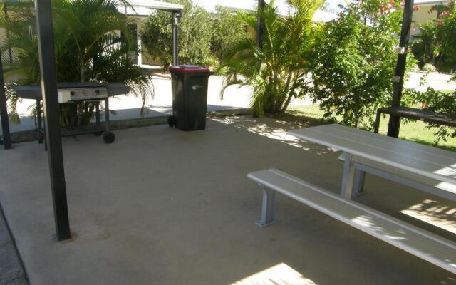 Western Gateway Motel