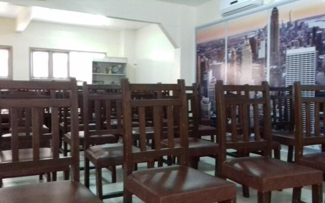 De Rose Palace Hotel