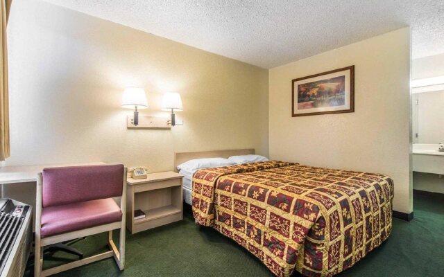 Rodeway Inn Pueblo
