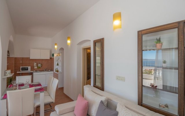 Apartment for 4 Persons With sea View in Baska Voda Baska Voda