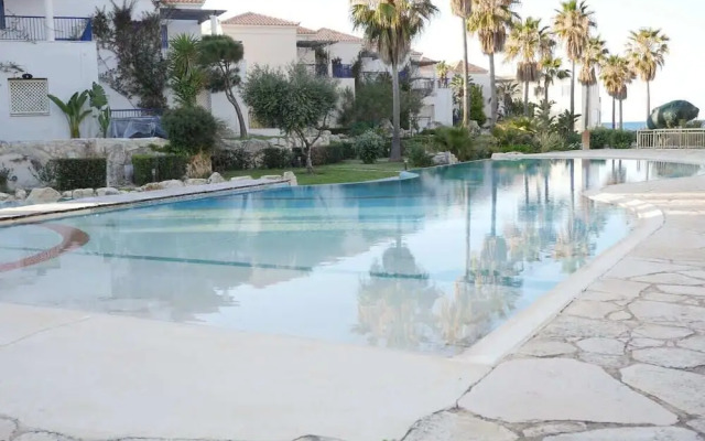 Cassiopeia 2-Beds Lower on Beach w Pool