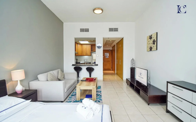Eddie - Comfortable spacious Studio