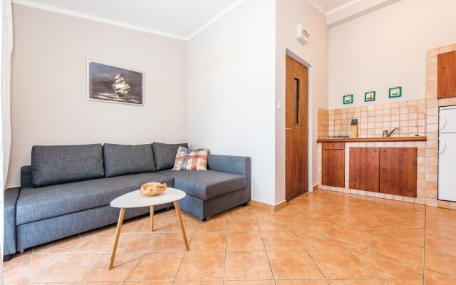 Beautiful Apartment in Grebastica With 2 Bedrooms and Wifi