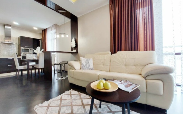 UT Меридианная 1а