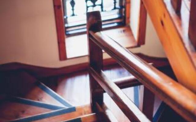 Station House Simondium