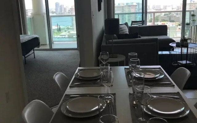 Big Place in Sunny Isles near Beach