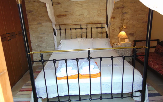 Charalambos Holiday Cottage