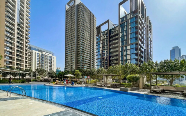 bnbme | Boulevard Heights | 3 + Maids