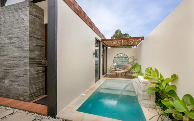 Sunsetfalls Gardens and Resort