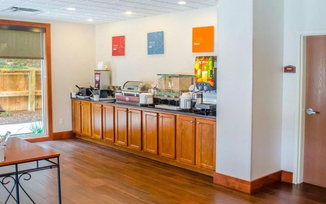 Comfort Inn & Suites Crestview