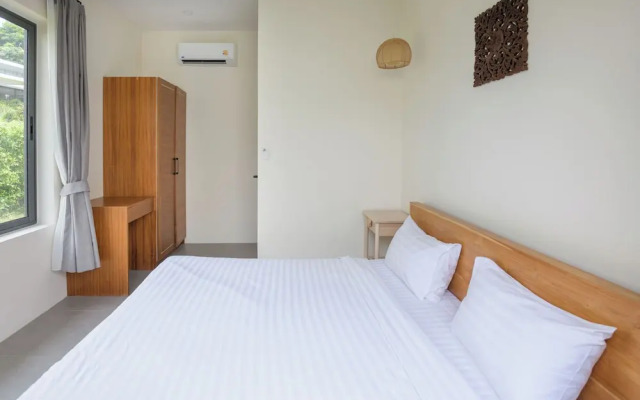 Tropical Poolside Retreat by Sea N' Rent