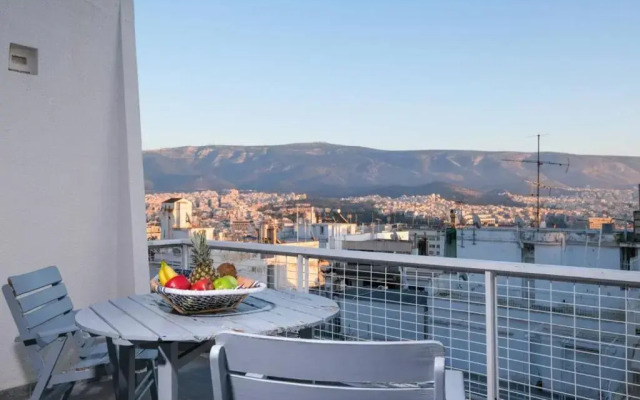 Urban Luxury Homm Apt. In Deinokratous Str.