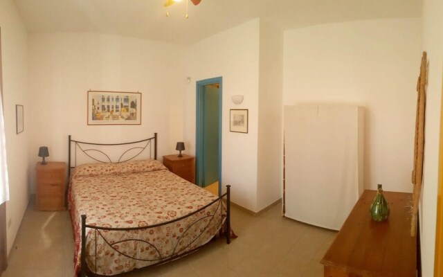 House With 2 Bedrooms in Carovigno, With Furnished Garden - 5 km From