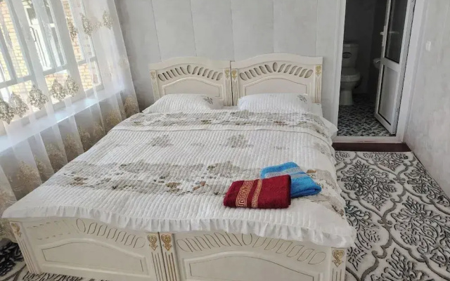 Mokhira Guest House