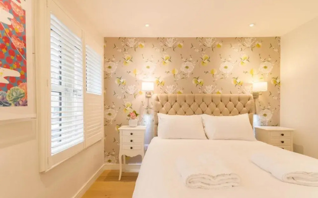 2 Bed, 2 bath flat in Covent Garden
