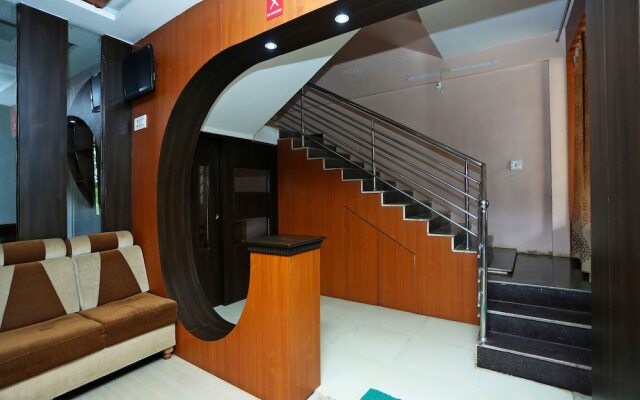 OYO 9262 Recluse Premiere Hotel