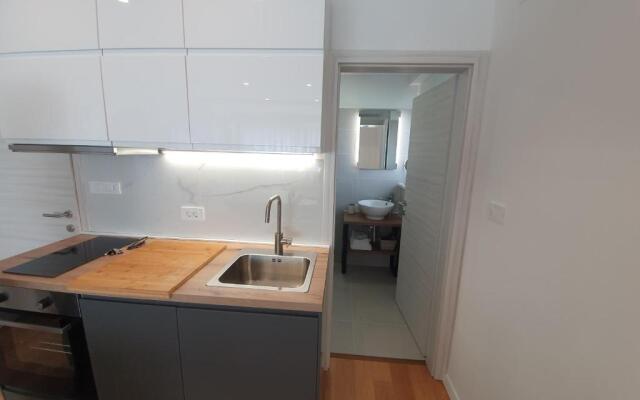 Apartman Leona 4*, Kantrida