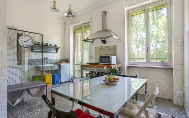 Buonarroti Apartment in Florence-hosted by Sweetstay