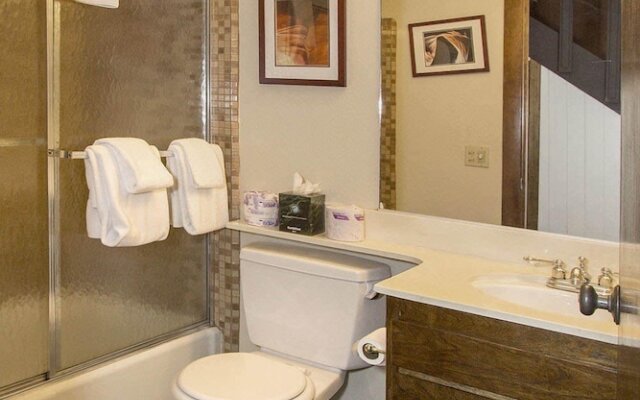 Mammoth Point 129 - Two Bedroom Condo