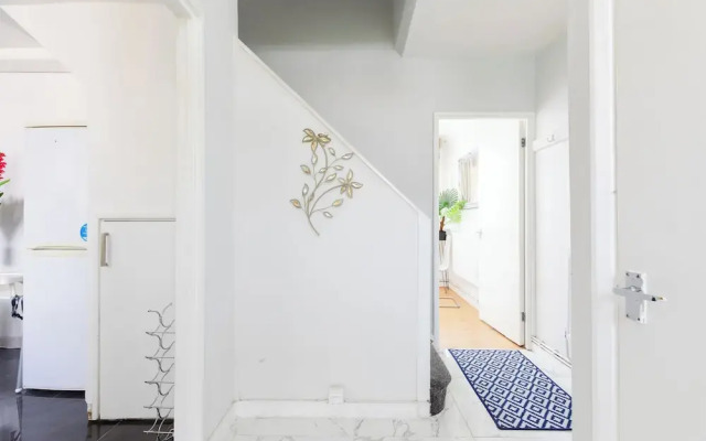3 Bed Flat, Dedicated Workspace, Parking, 4KTV