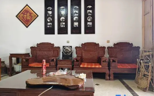 Muhu Inn (Xizhou Ancient Town Branch)