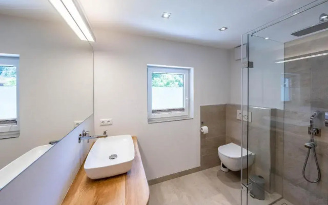 Exklusiv - neu renoviertes Apartment mit Terrasse