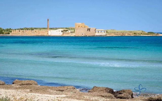 Casa Marianelli, Vendicari area, with pool, parking & wifi
