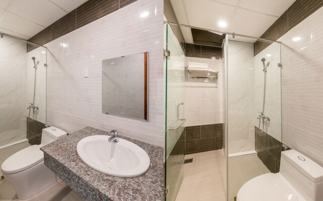 Phu Thinh 2 Hotel Da Nang by OYO Rooms