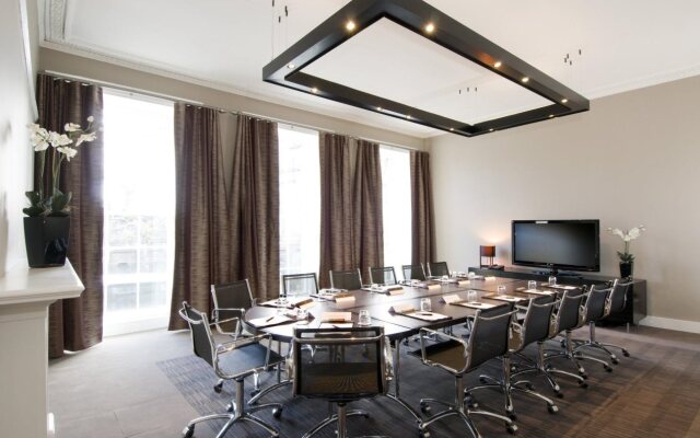 Apex Waterloo Place Hotel