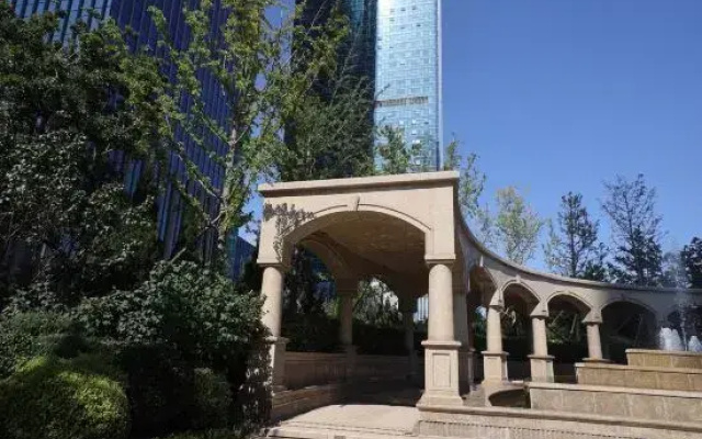 Yuehe Seaview Art Hotel (Dalian Donggang Venice Water City)