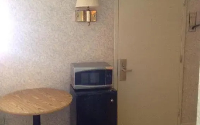 Liberty Inn North Lima