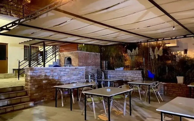 Jericho rooms