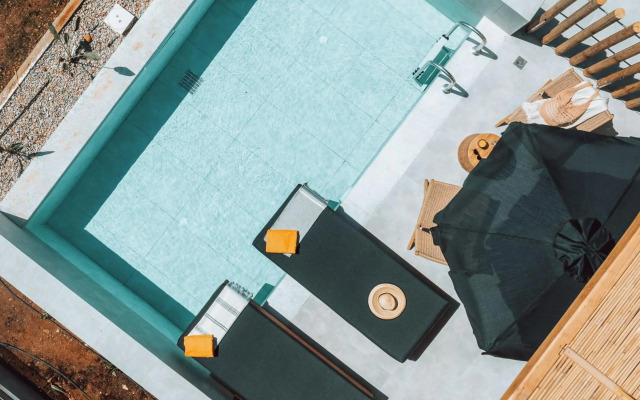 Eliros Mare Beachfront Poem Hotel
