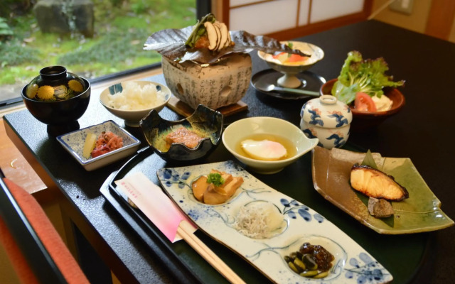 Kawakamiya Kasuitei