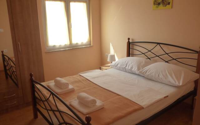 Apartments Bugenvilla-with Beautiful Seaview