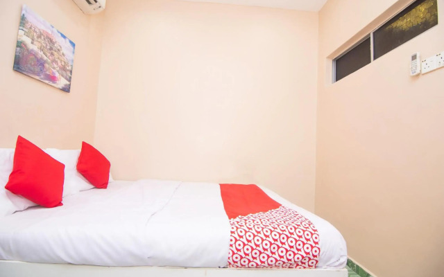 OYO 1224 Hotel Hajah Rohayah