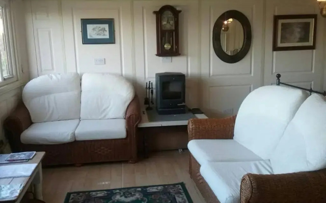 Stags View,Unique eco cabin, Dartmoor views