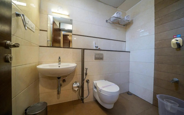 OYO Premium K R Puram