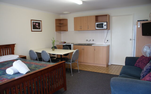 Warrnambool Motel and Holiday Park