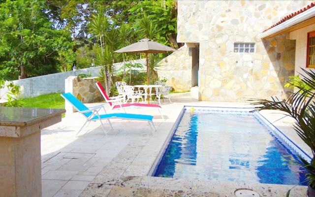Spacious Casa Ken with Golf Cart