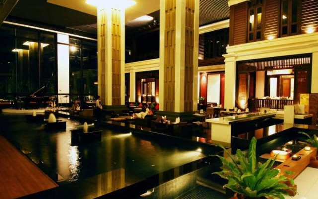 Sunee Grand Hotel and Convention Center