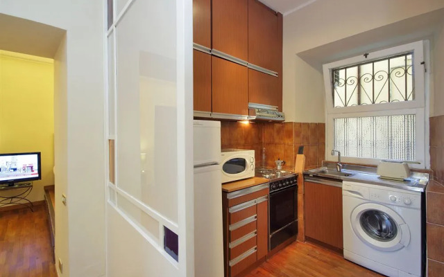 Rome Unique Colosseum Apartments