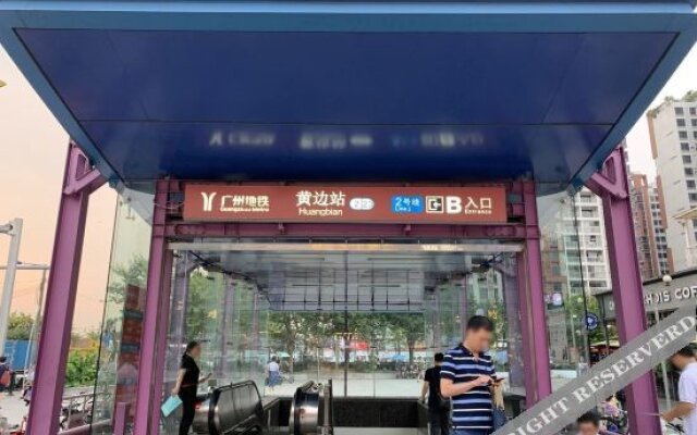 Baitu International Apartment(Guangzhou Huangbian Subway Station Store)