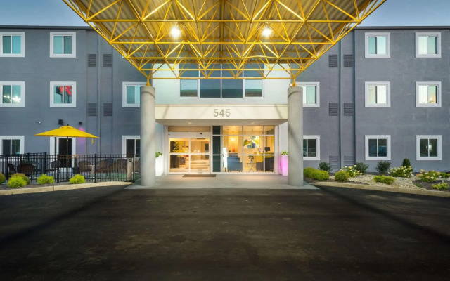 Motel 6