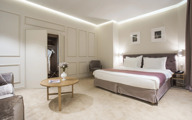 Jump INN Hotel Belgrade